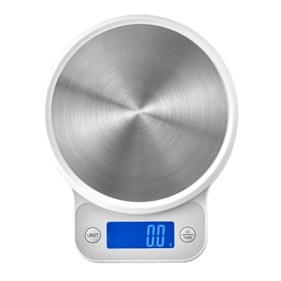 User-Friendly Digital Kitchen Scale with LCD Display Batteries Included 19.5*15.5*3cm Maximum Weight Recommendation 5kg