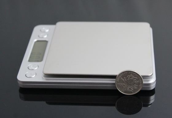 Battery Powered Digital Weighing Scale 500g Capacity 0.01g Division for Precise Measurements