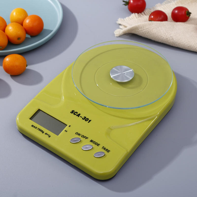 Electric Glass Kitchen Scale for Accurate Weight Measurement up to 5kg in the Kitchen