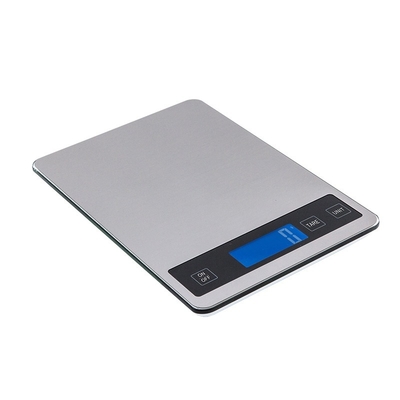 Stainless Steel Household Kitchen Scale with 15kg Capacity and Portable Design using 2*AAA Batteries